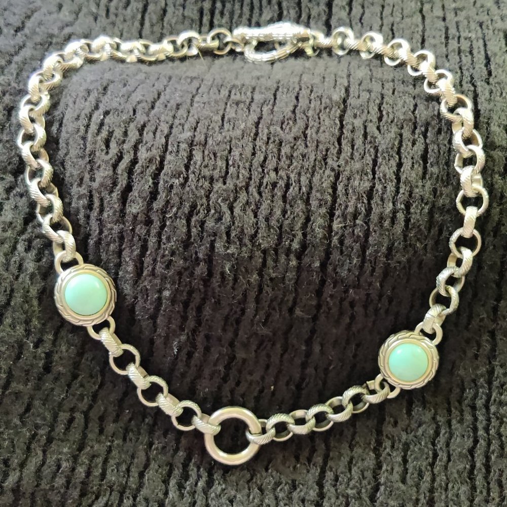 16" Silver Tone Faux Turquoise Necklace